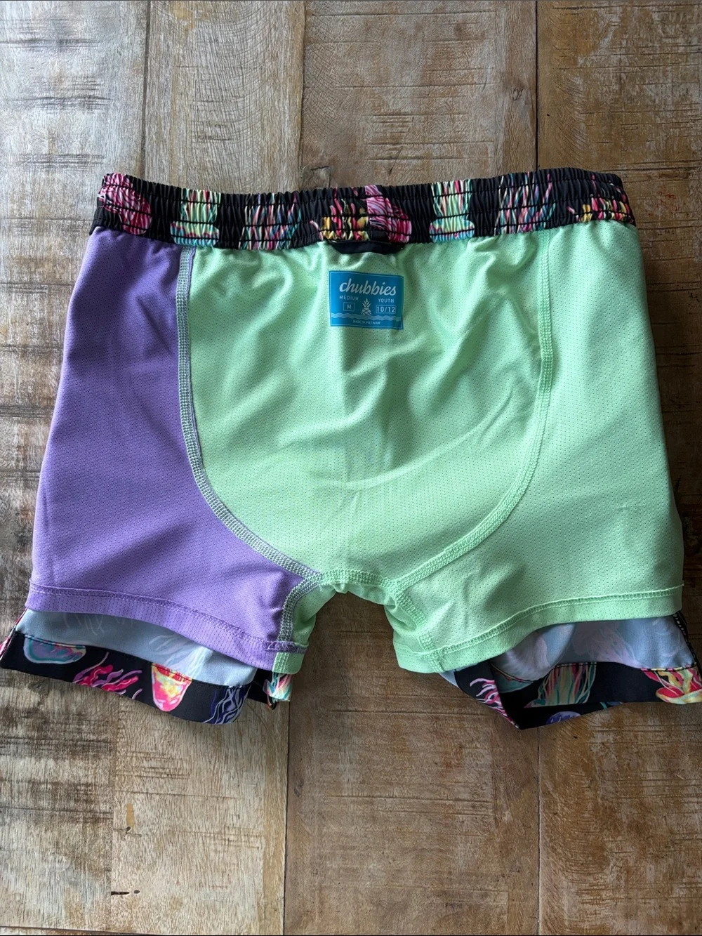 Chubbies Boys Black Jellyfish Swim Shorts size M(10/12)